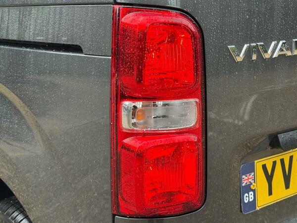 Vauxhall Vivaro F3100 Pro Black #44