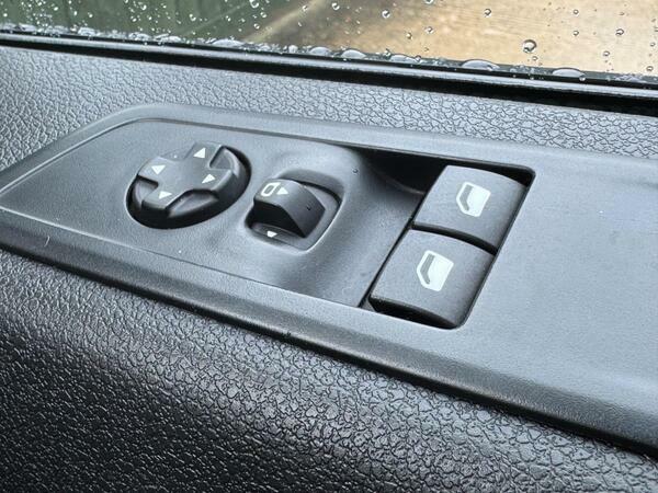 Vauxhall Vivaro F3100 Pro Black #41