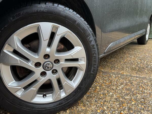 Vauxhall Vivaro F3100 Pro Black #39