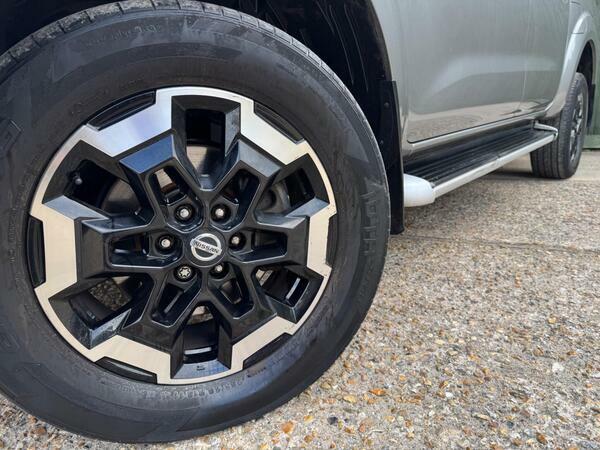 Nissan Navara Double Cab Pick Up Tekna 2.3Dci 190 Tt 4Wd #36