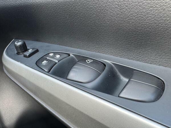 Nissan Navara Double Cab Pick Up Tekna 2.3Dci 190 Tt 4Wd #41