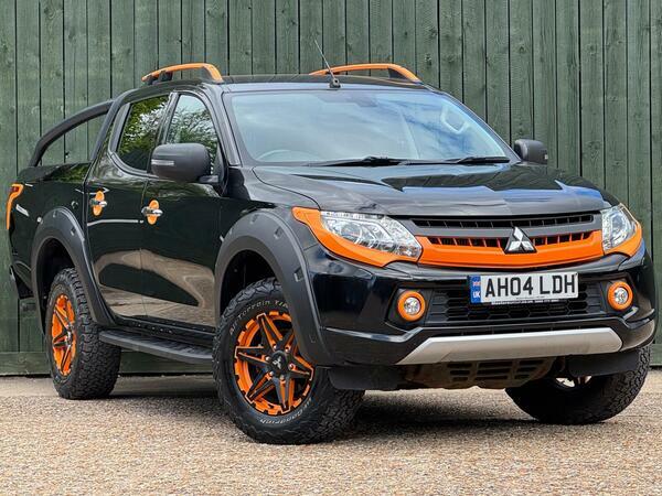 Mitsubishi L200 2.4 Di-d Dc Barbarian Svp II 4Wd Euro 6 Black