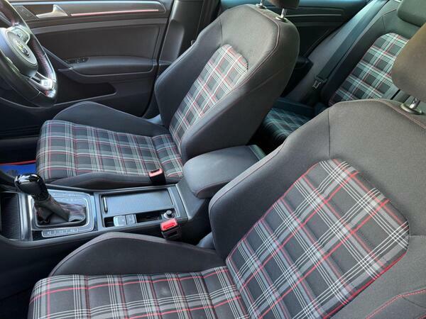 Volkswagen Golf Match Edition Blue #16