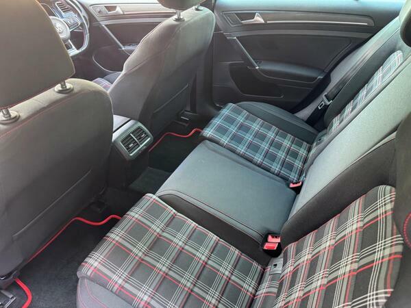 Volkswagen Golf Match Edition Blue #10