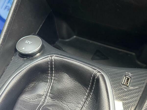 Ford Fiesta Hatchback Silver #21