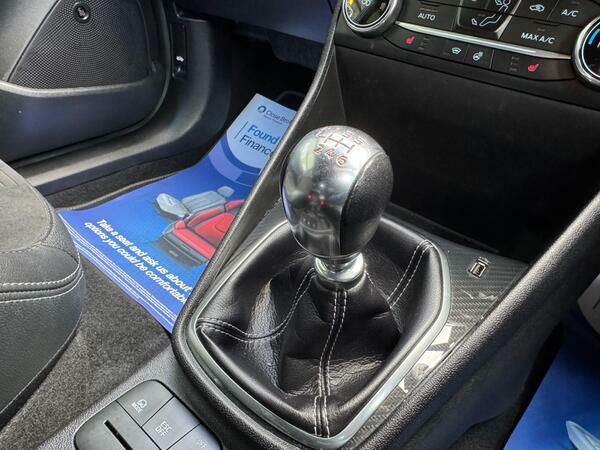 Ford Fiesta Hatchback Silver #10