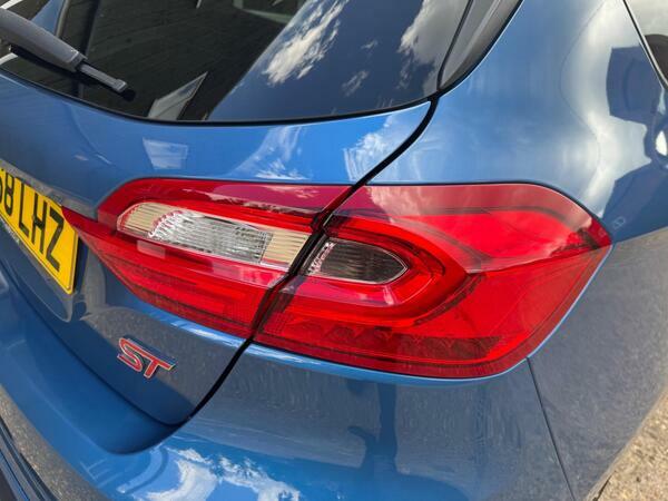 Ford Fiesta Hatchback Silver #36