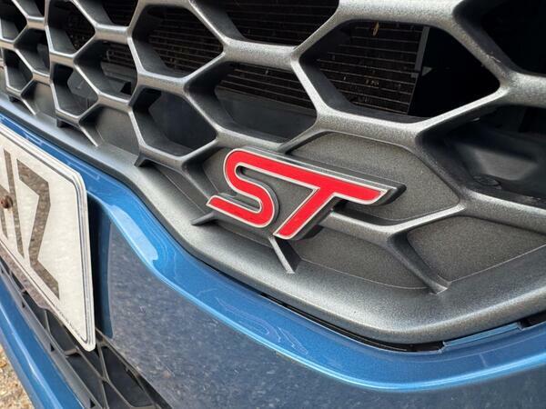 Ford Fiesta Hatchback Silver #44