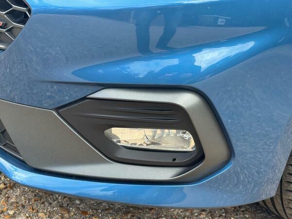 Ford Fiesta Hatchback Silver #40