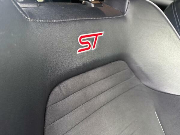 Ford Fiesta Hatchback Silver #35