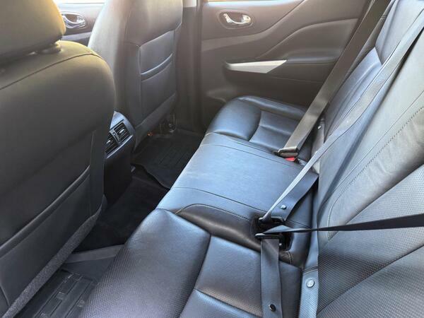 Nissan Navara Dci Tekna #9