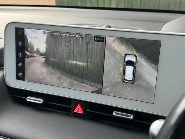Hyundai Ioniq 5 Hatchback Green #20