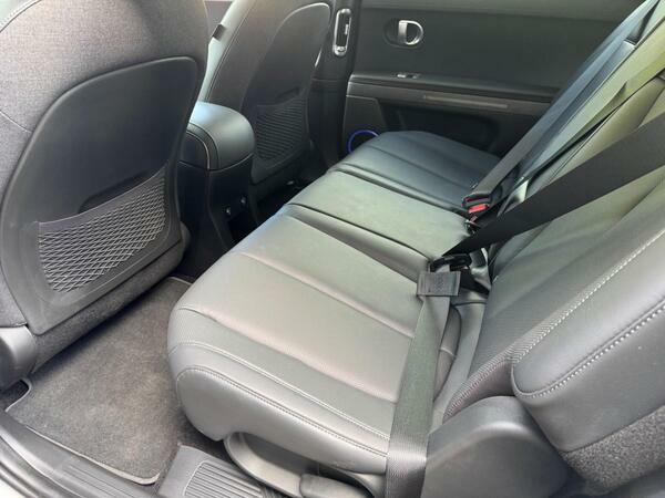 Hyundai Ioniq 5 Hatchback Green #13