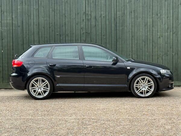 Audi A3 Hatchback Silver #15