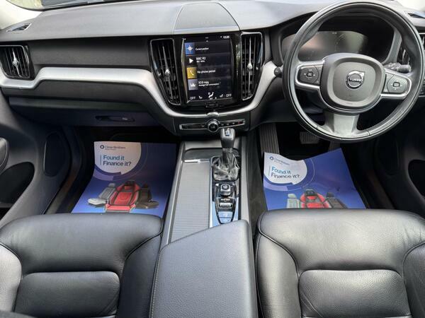 Volvo XC60 2.0 T4 Edition Euro 6 Ss Blue #2