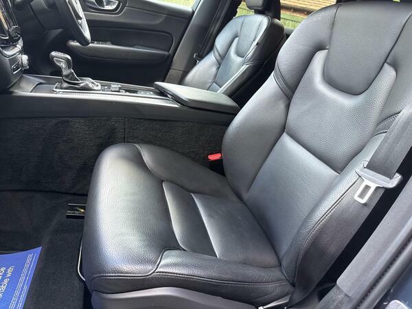 Volvo XC60 D4 Awd R-design Grey #24