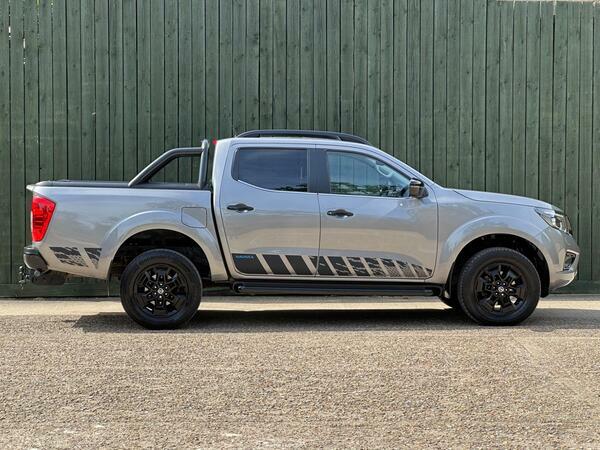 Nissan Navara Dci Acenta Shr Silver #9