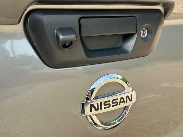 Nissan Navara Dci Acenta Shr Silver #49