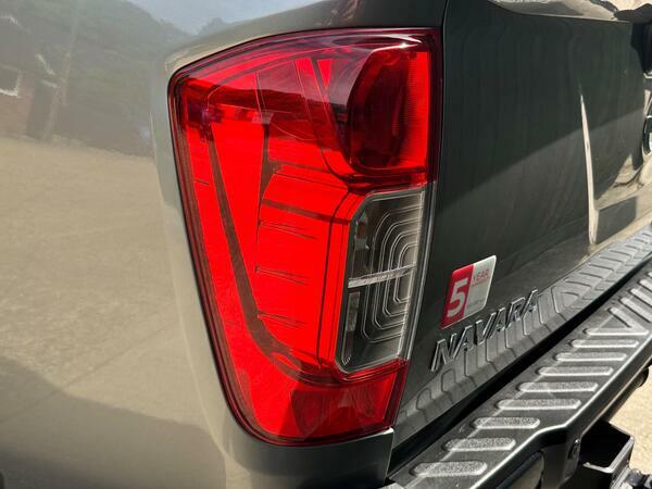 Nissan Navara Dci Acenta Shr Silver #45