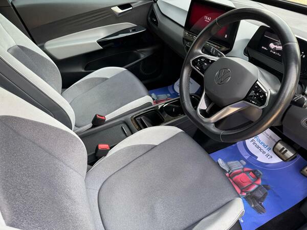 Volkswagen ID.3 Pro Performance 58Kwh Style Blue #4