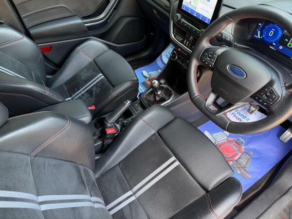 Ford Fiesta 1.0 Ecoboost Titanium Red #9