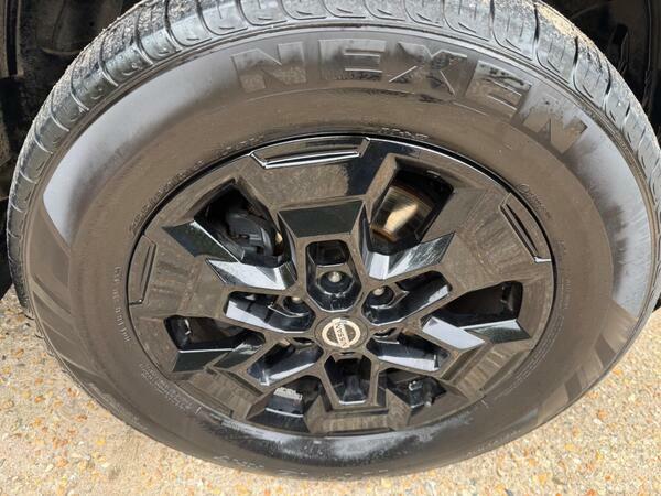 Nissan Navara Grey #23