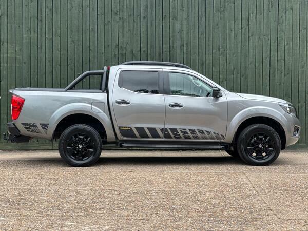 Nissan Navara Grey #12