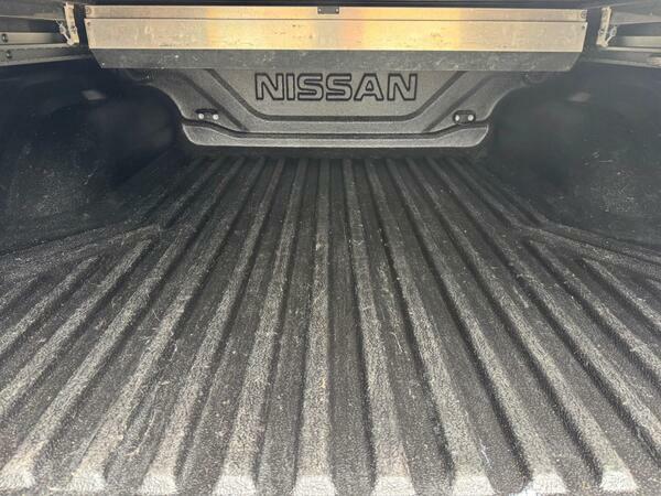Nissan Navara Grey #37
