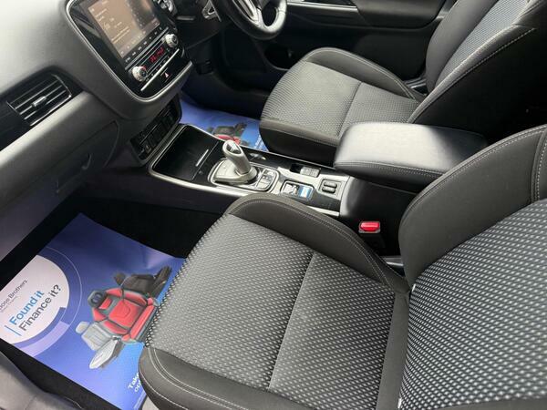 Mitsubishi Outlander 2.0 Design 7 Seater 150 Bhp Black #21