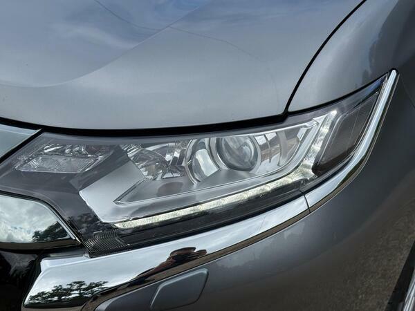 Mitsubishi Outlander 2.0 Design 7 Seater 150 Bhp Black #41