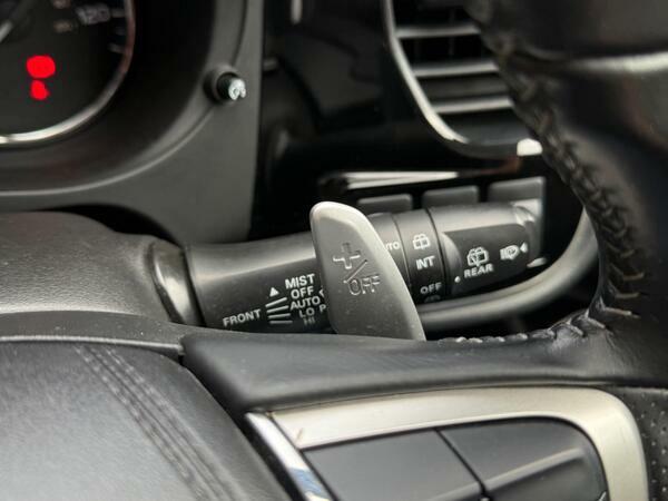 Mitsubishi Outlander 2.0 Design 7 Seater 150 Bhp Black #26