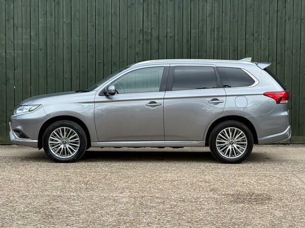 Mitsubishi Outlander 2.0 Design 7 Seater 150 Bhp Black #13
