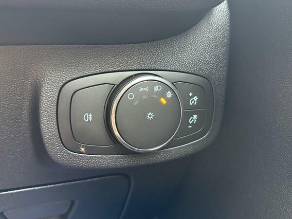 Ford Fiesta 1.0 Ecoboost Active #25