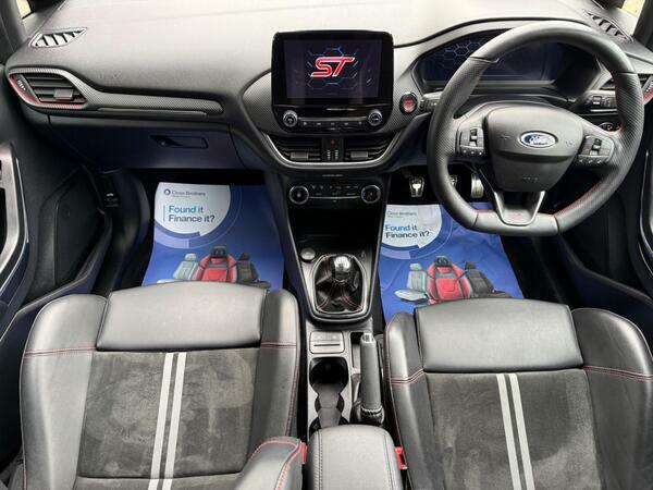 Ford Fiesta 1.0 Ecoboost Active #2