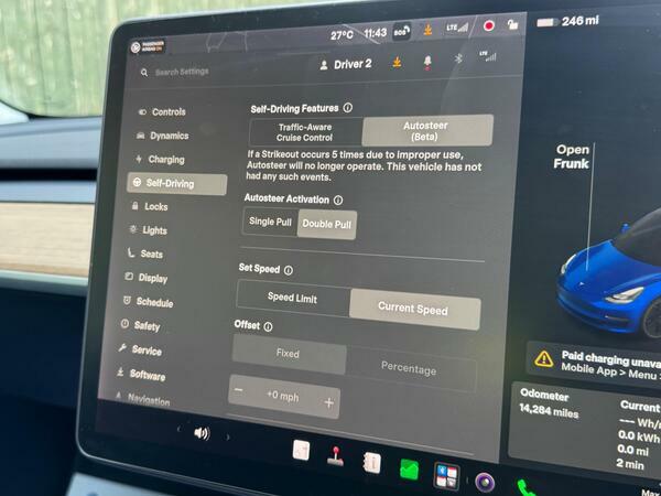 Tesla Model 3 Dual Motor Long Range Saloon 4 White #20
