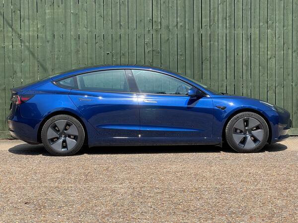 Tesla Model 3 Dual Motor Long Range Saloon 4 White #12