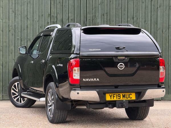Nissan Navara Navara Tekna Dci White #12