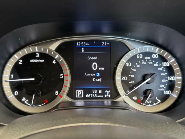 Nissan Navara Dci Tekna Shr Grey #37