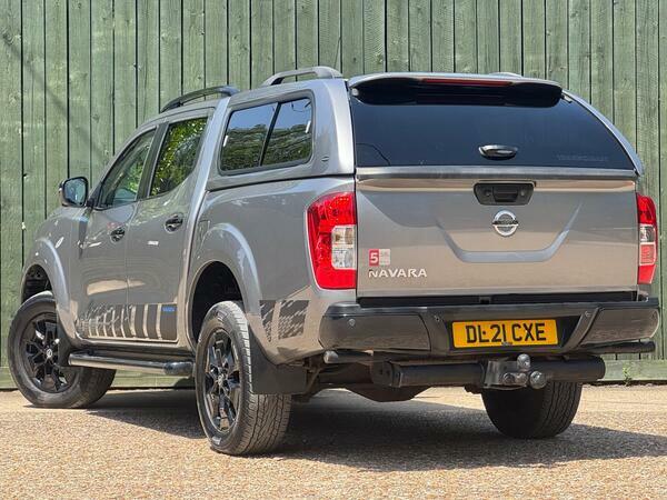 Nissan Navara Dci Tekna Shr Grey #9