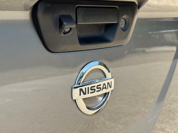 Nissan Navara Dci Tekna Shr Grey #52