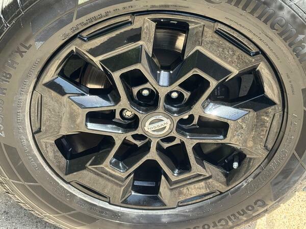 Nissan Navara Dci Tekna Shr Grey #55