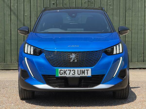 Peugeot e-2008 50Kwh Gt Premium 7Kw Charger Blue #4