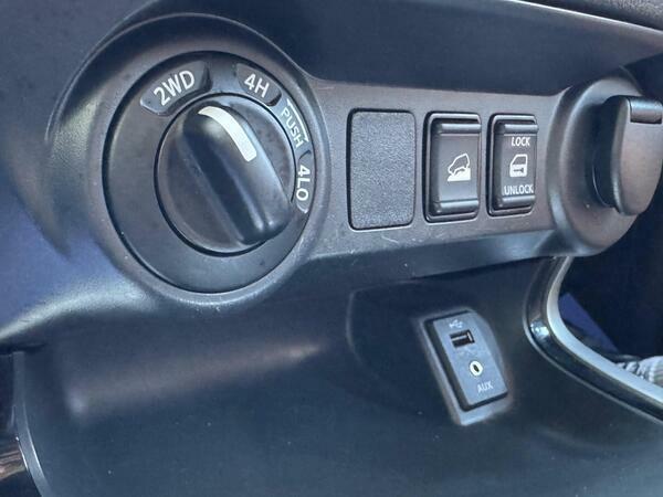 Nissan Navara Double Cab Pick Up Grey #24