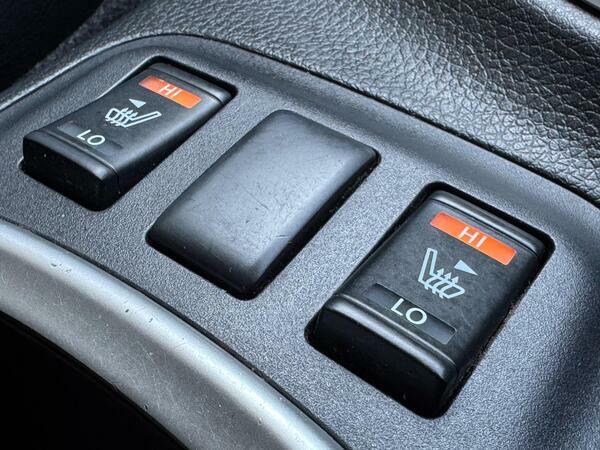 Nissan Navara Double Cab Pick Up Grey #22