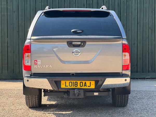 Nissan Navara Double Cab Pick Up Grey #13