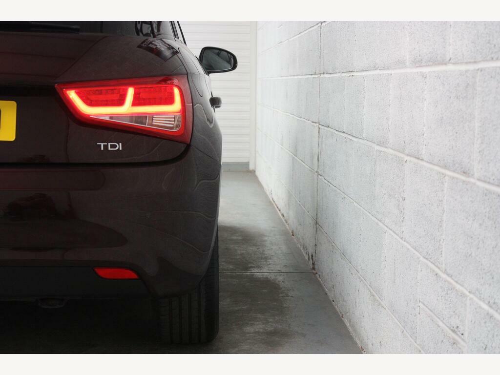 Audi A1 Tdi S Line White #23