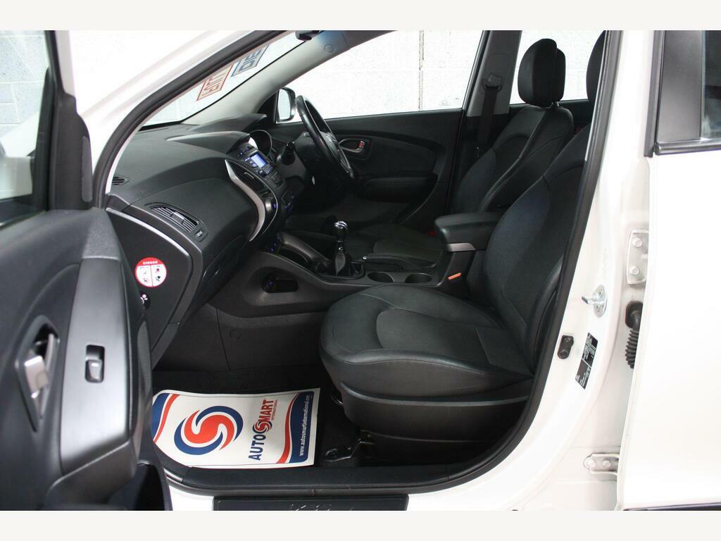 Hyundai Ix35 2.0 Crdi Premium 4Wd Euro 5 White #12