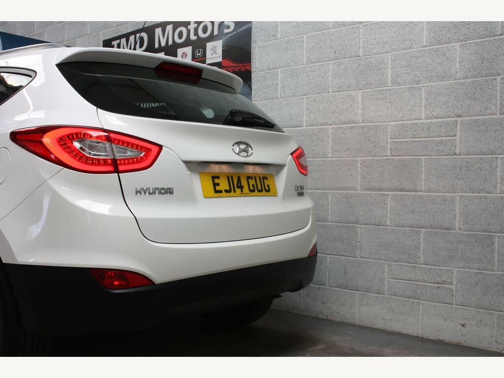 Hyundai Ix35 2.0 Crdi Premium 4Wd Euro 5 White #21