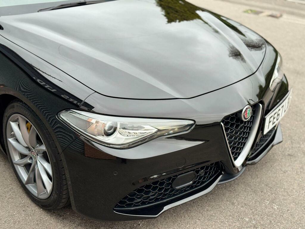 Alfa Romeo Giulia 2.2 Jtdm-2 180 Super Red #45