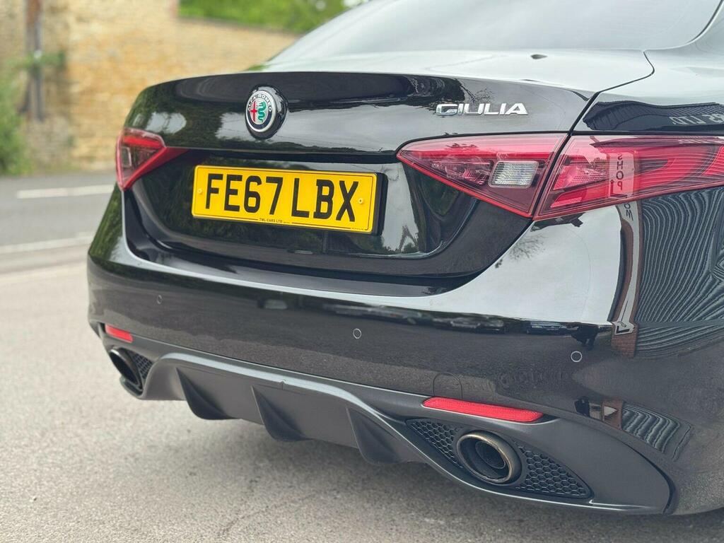 Alfa Romeo Giulia 2.2 Jtdm-2 180 Super Red #7